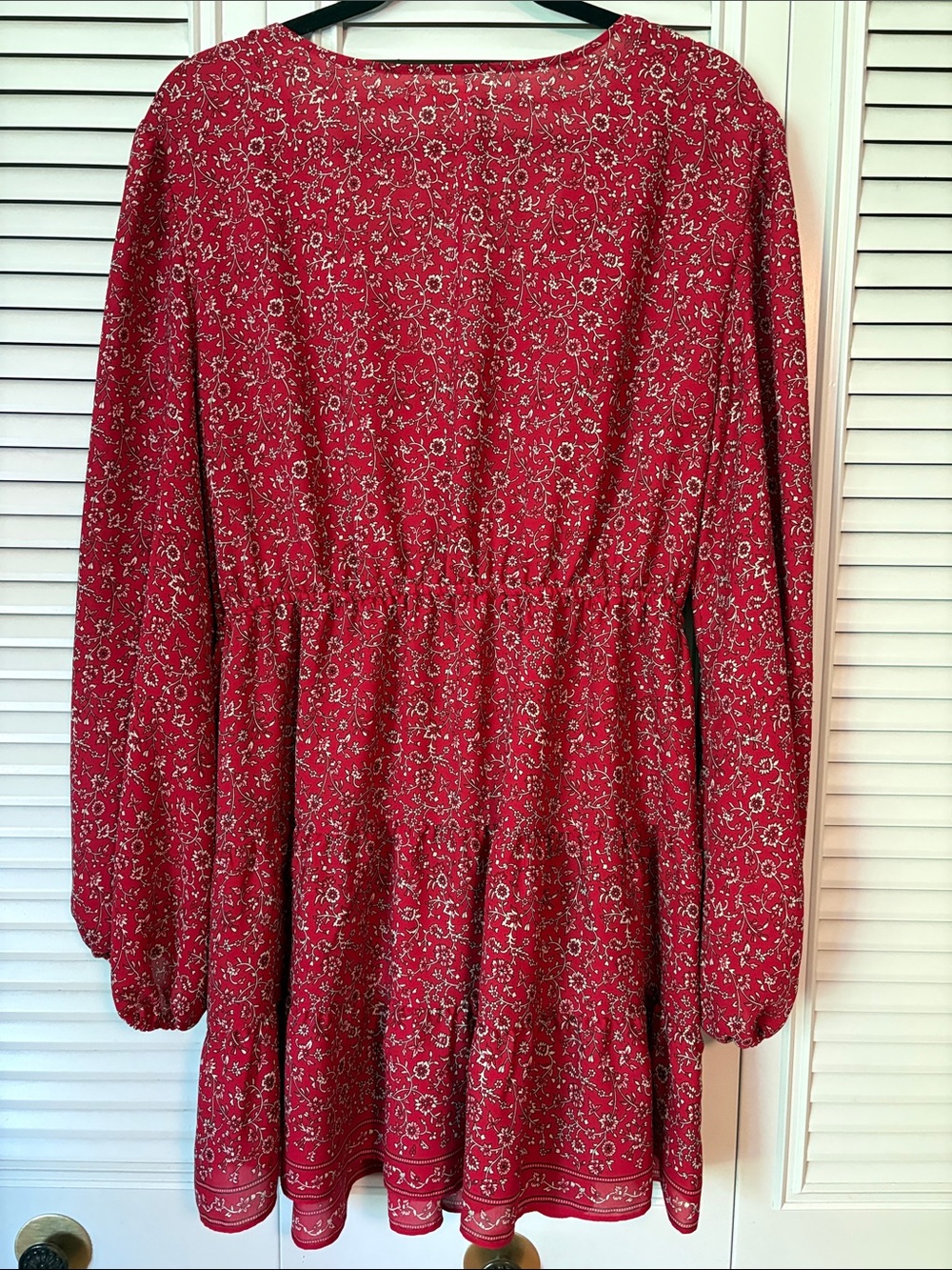 Max Studio Red Floral Wrap-Style Mini Dress Size Medium-Large - Picture 4 of 12